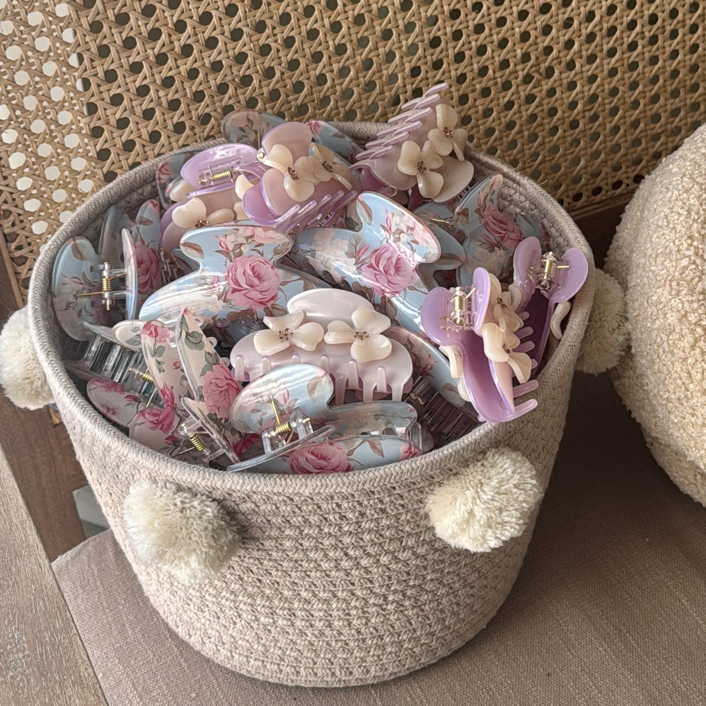 Petal Pearl Clip Lavender