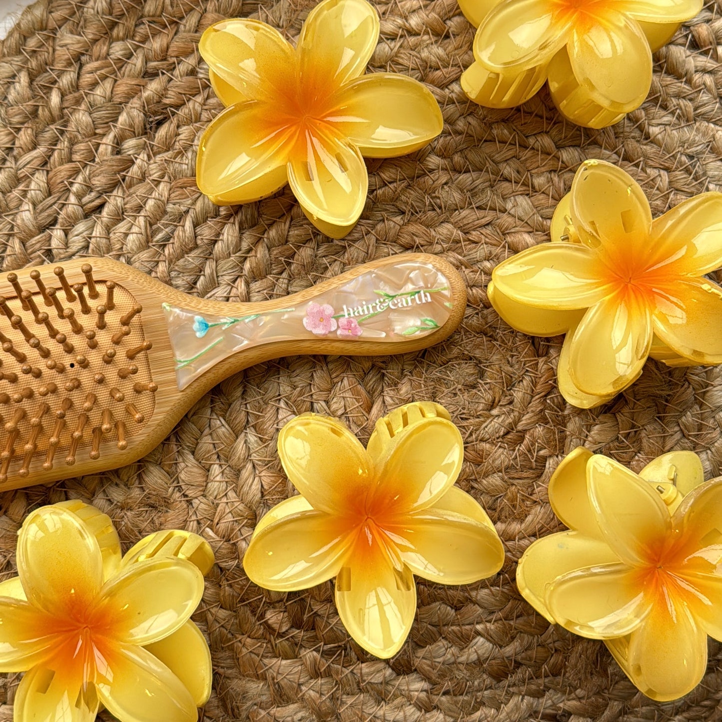 Buttercup Bloom Claw Clip