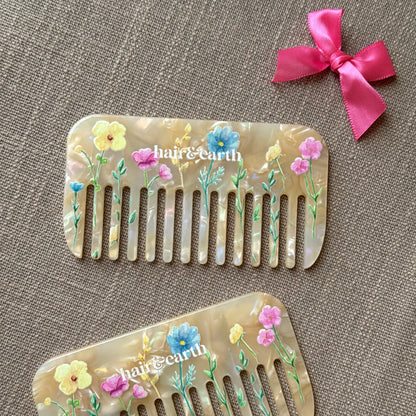 Butter Bloom Detangling Comb