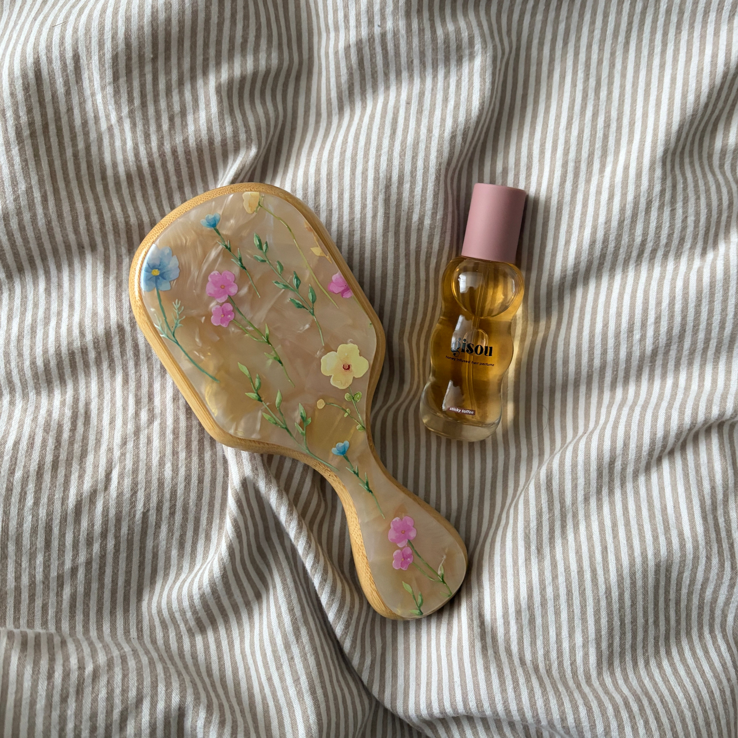 Mini Butter Bloom Hairbrush